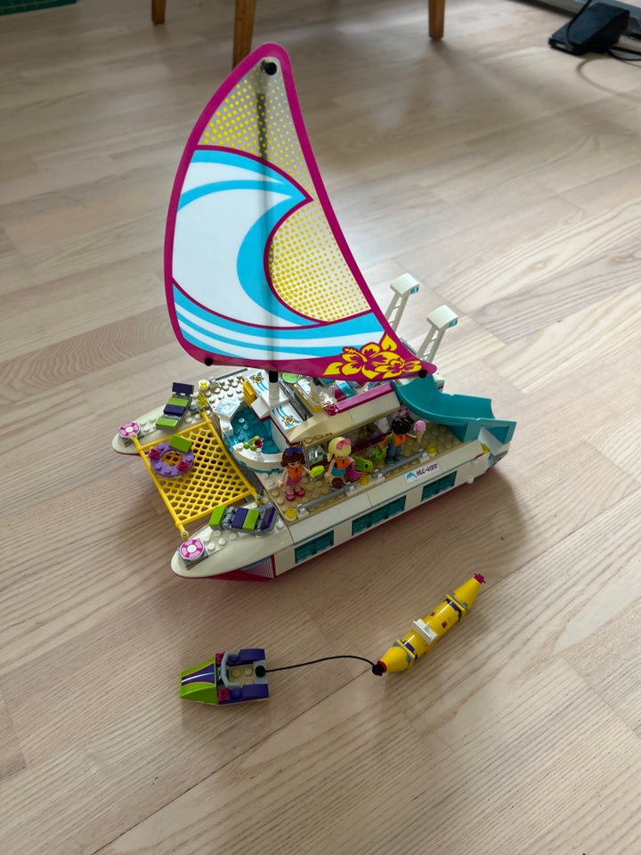 Lego Friends, Solskinskatamaran