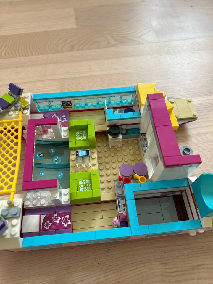 Lego Friends, Solskinskatamaran