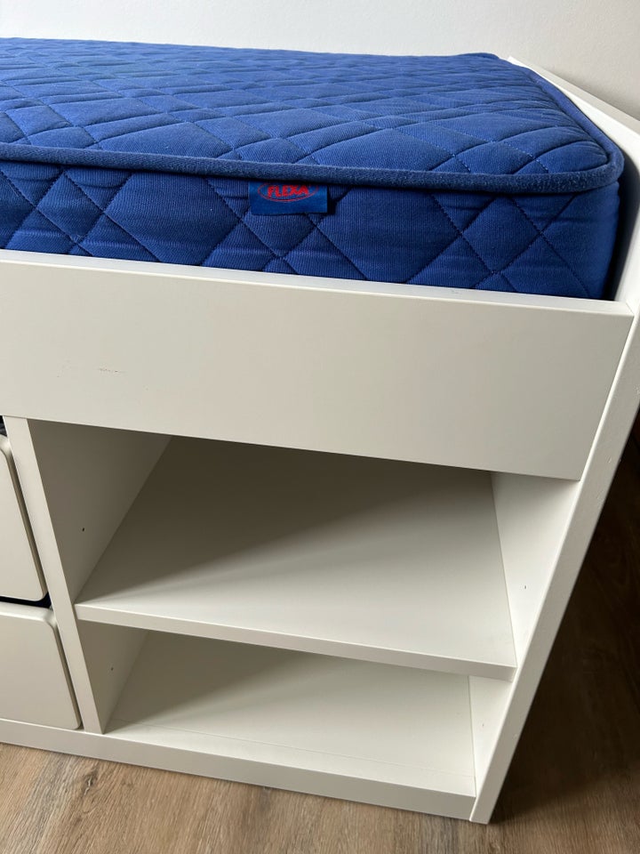 Enkeltseng Ikea b: 96 l: 206 h: 89