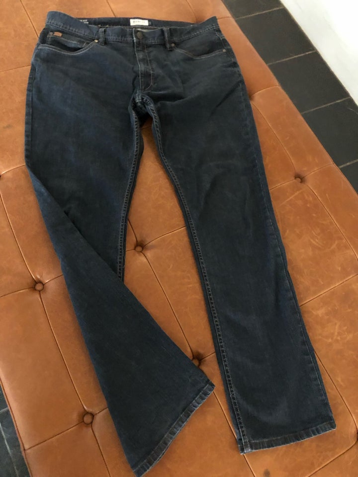 Jeans, Bison, str. 40