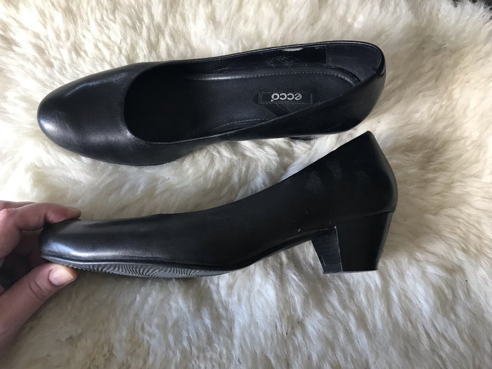 Pumps, str. 38, Ecco