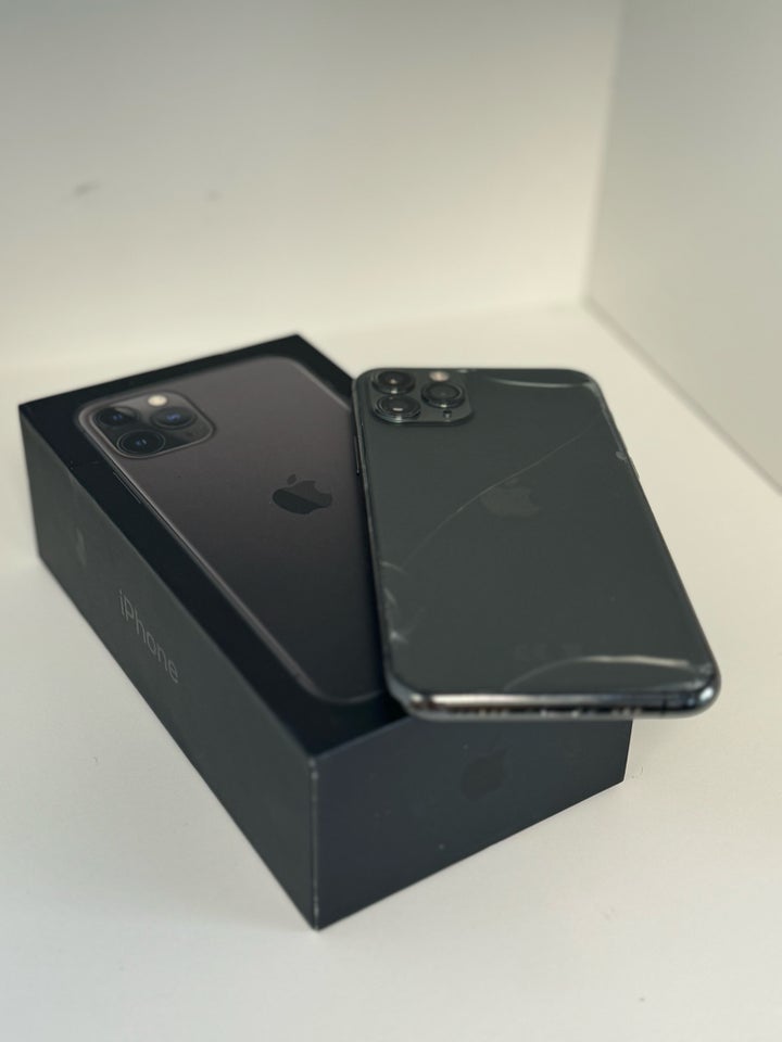 iPhone 11 Pro, 64 GB, sort