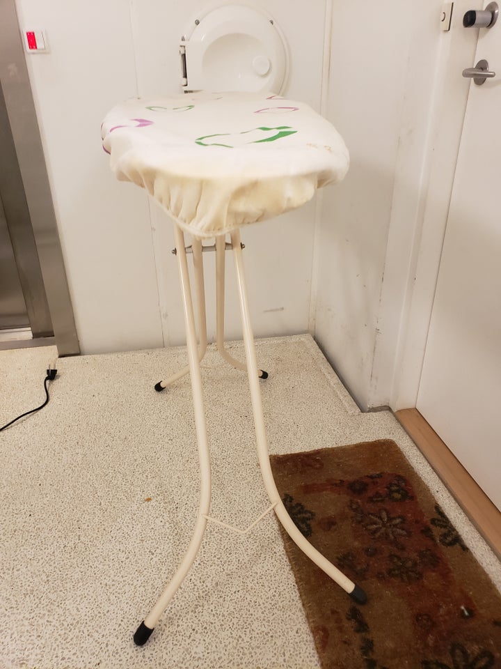 Ironing board