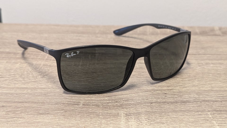 Solbriller herre, Ray-Ban