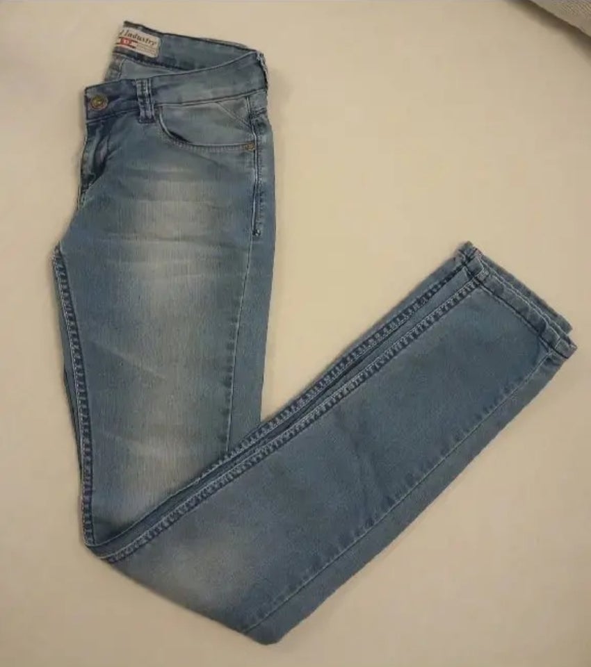 Jeans 3 par str 36