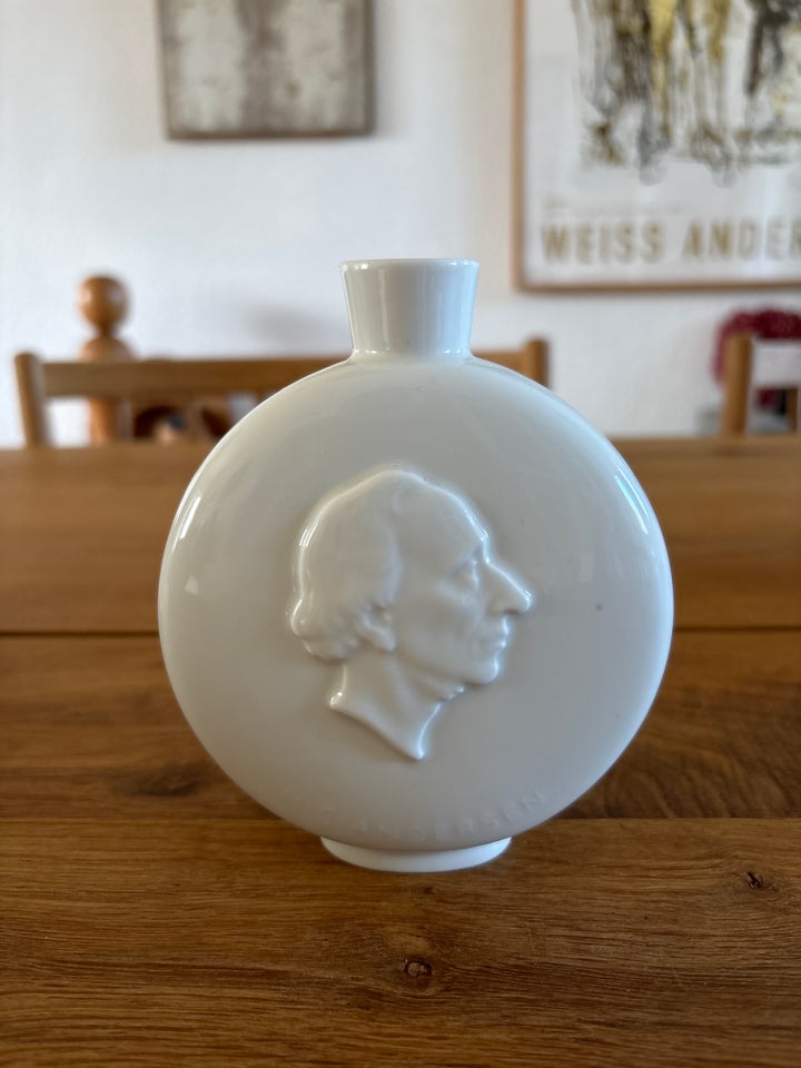 Porcelæn Vase med H C Andersen og