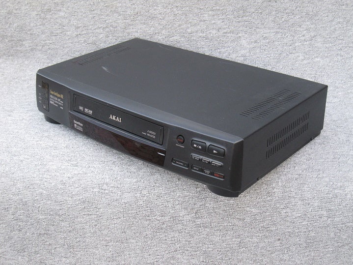 VHS videomaskine, Akai, VS-G735