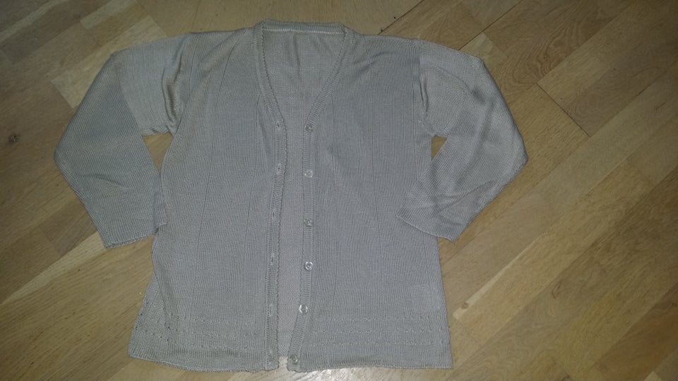 Cardigan, Estelle, str. 36