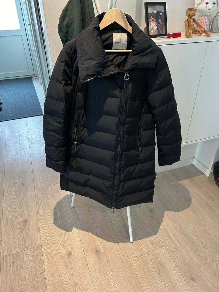 Dynejakke, str. 40, Moncler