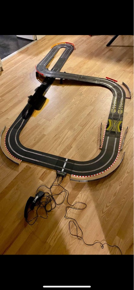 Fjernstyret bil, Scalextric