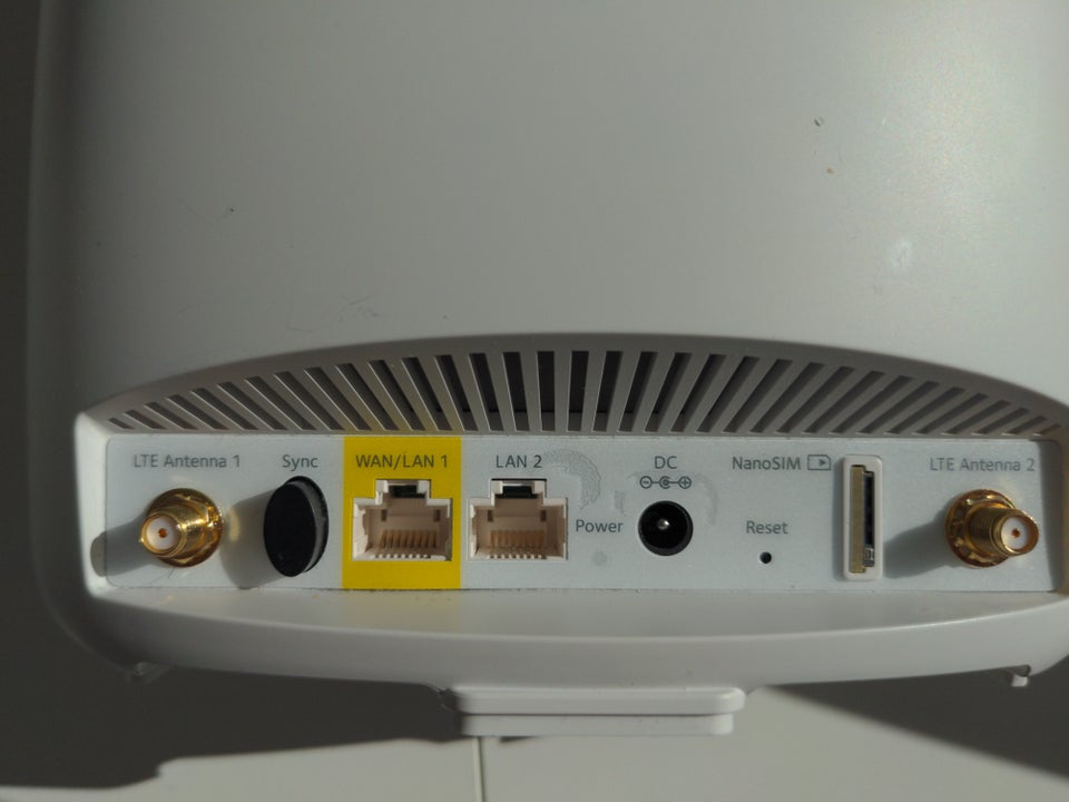 Router, wireless, Orbi