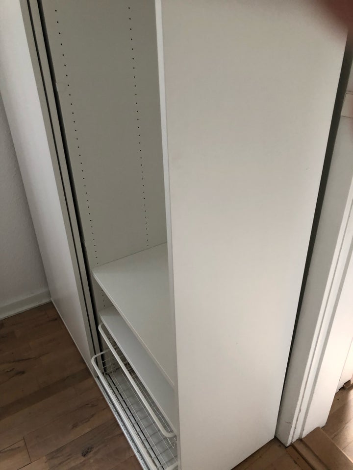 Garderobeskab, Ikea, b: 120 d: 40 h: