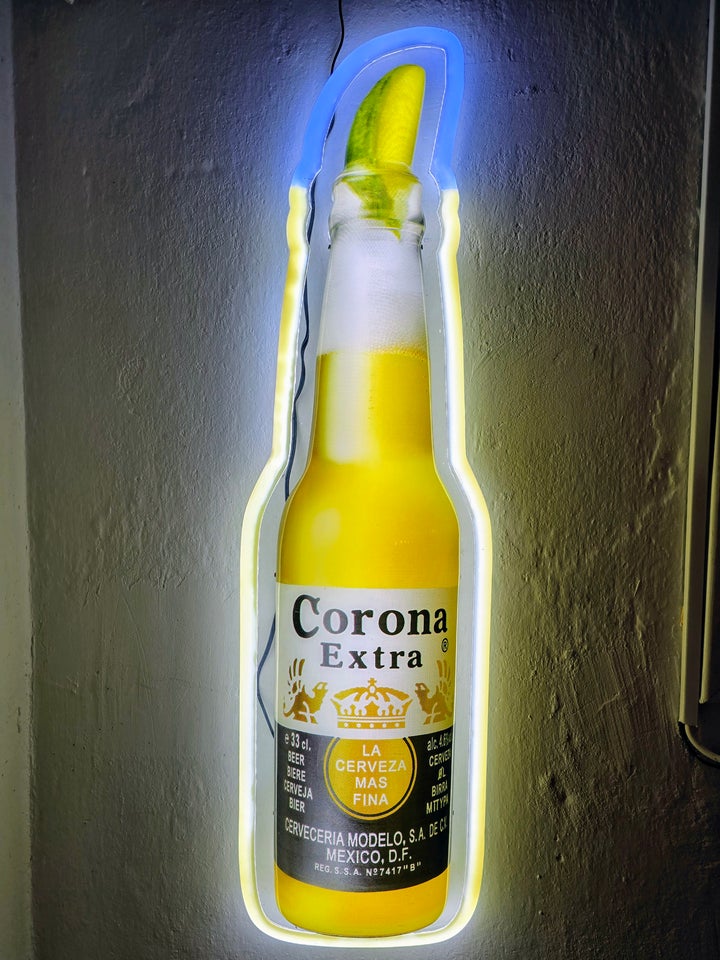 Skilte, Corona neon reklame skilt