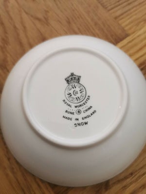 Porcelæn lille dyb tallerken