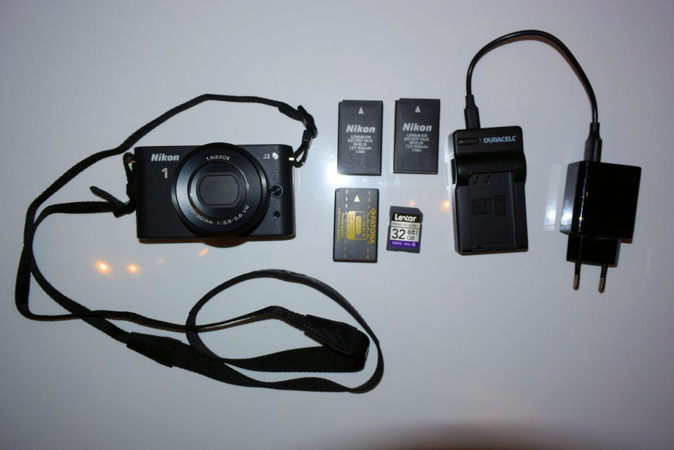 Nikon Nikon 1 J2, 10,1 megapixels,