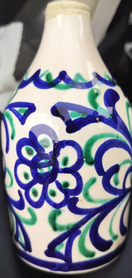 Fajance vase, Fajance