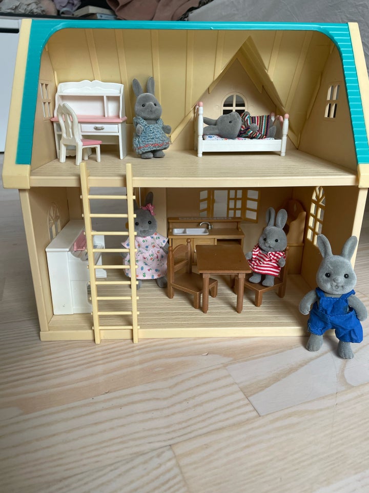 Sylvanian, Hus med familie og