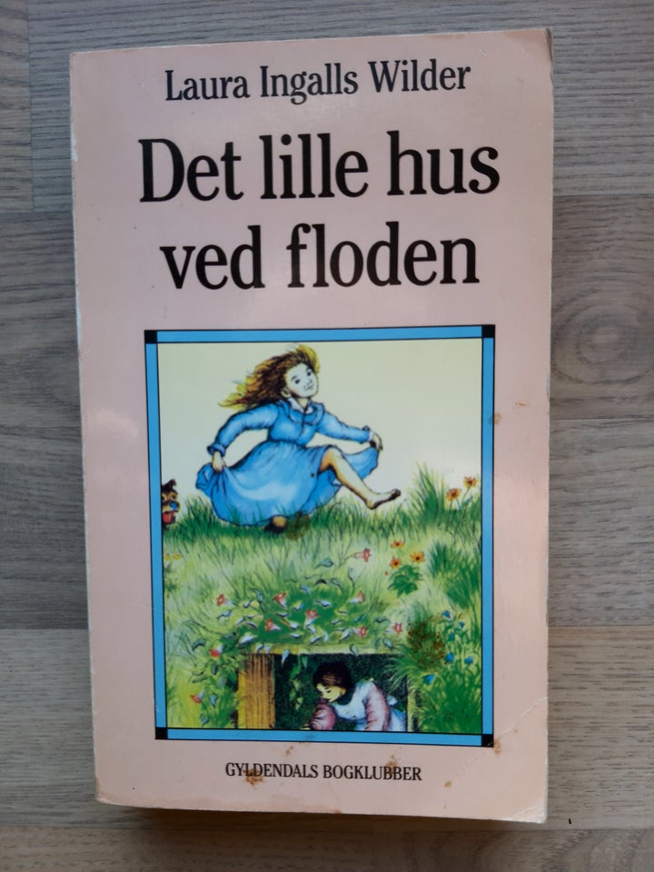 Det lille hus ved floden, L. I.