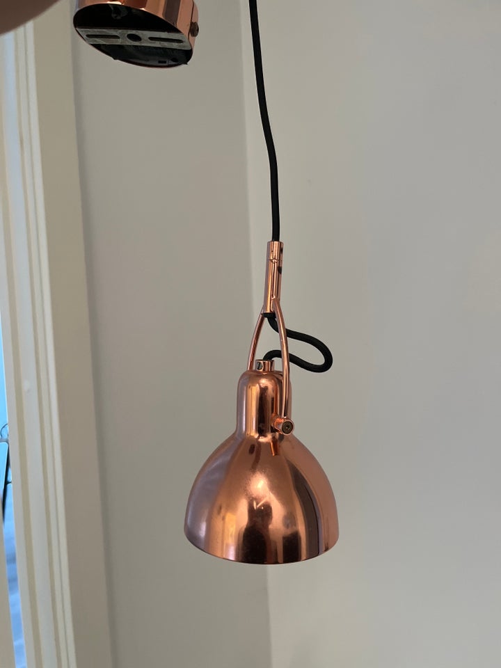 Anden loftslampe, ILVA