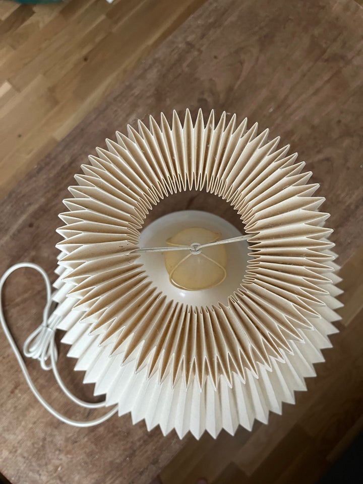 Anden bordlampe Axella og Le Klint