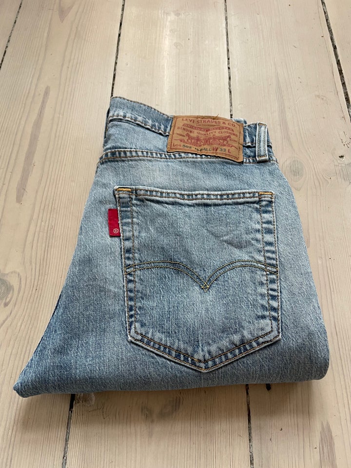 Jeans, Levis, str. 33