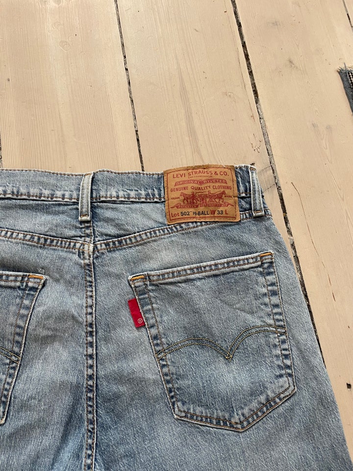 Jeans, Levis, str. 33