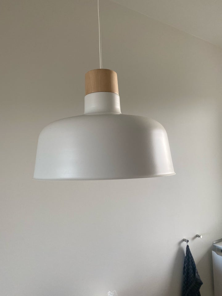 Anden loftslampe Ikea