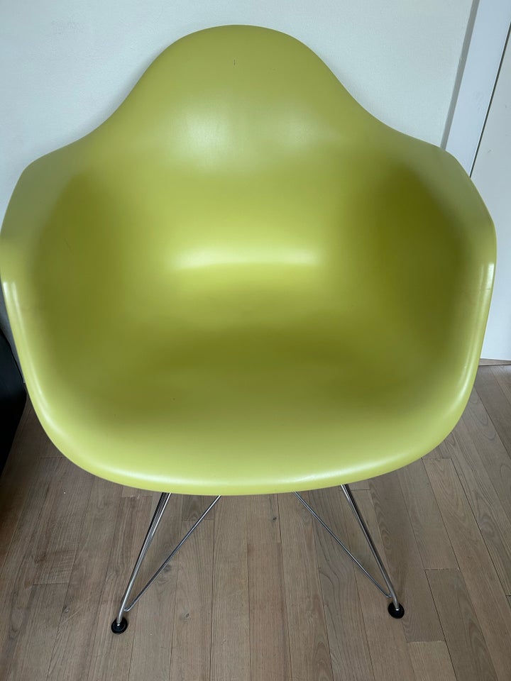 Spisebordsstol Plastik  Eames