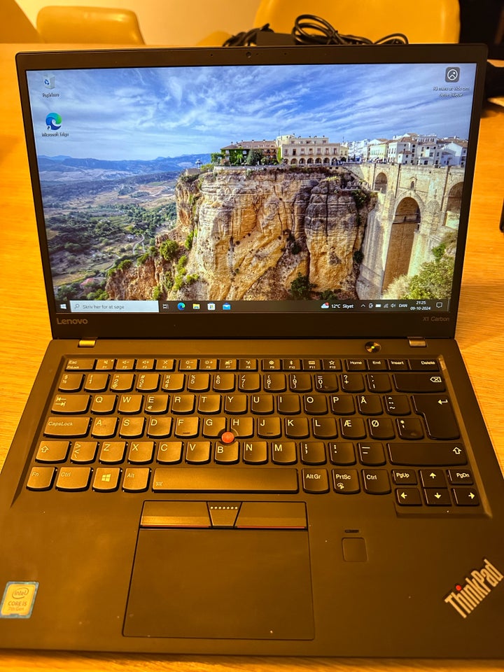 Lenovo X1 Carbon gen5, i5-7200U