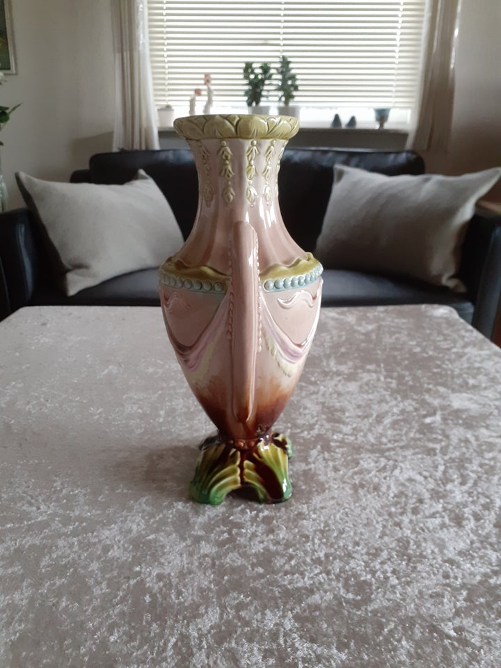 Gammel farverig vase (antik) /