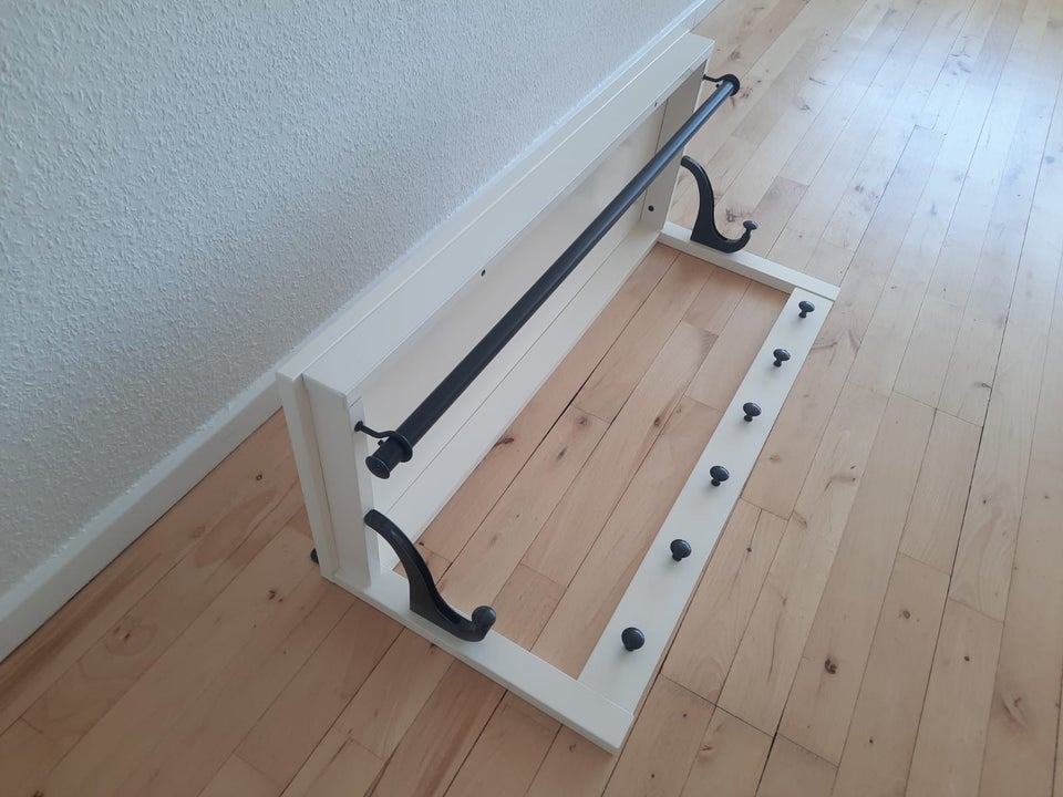 Hattehylde, Hemnes Ikea