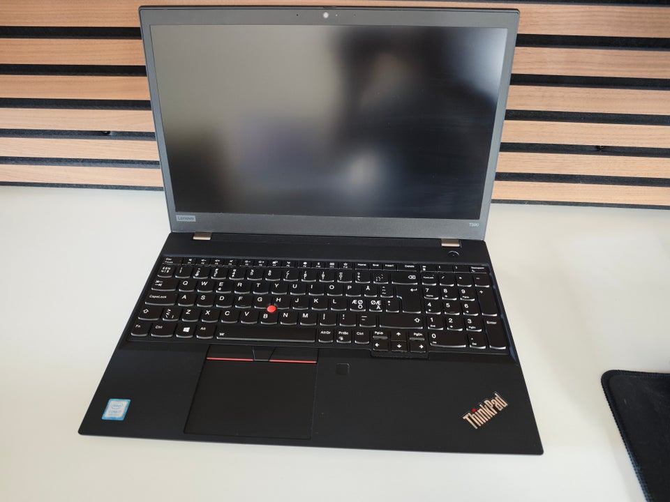 Lenovo ThinkPad T590,