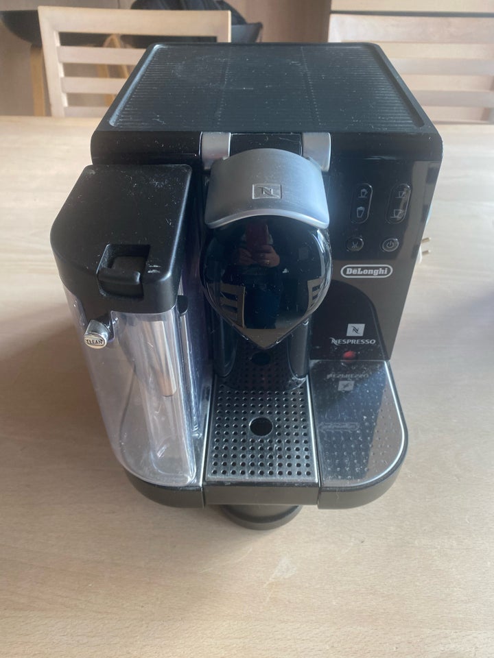 Nespresso maskine DeLonghi,