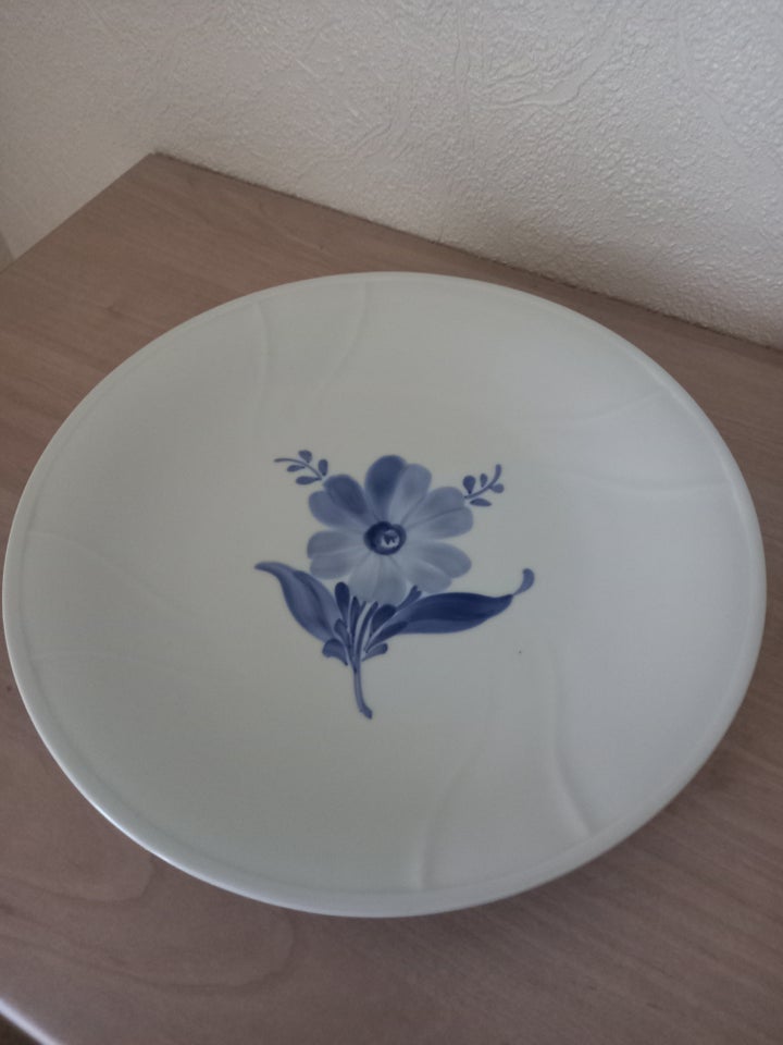 Porcelæn, Fad rundt, Blå blomst