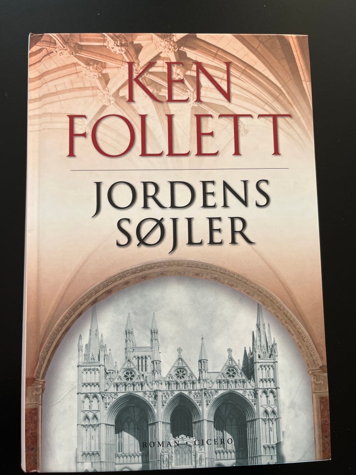 Jordens søjler, Ken Follett,