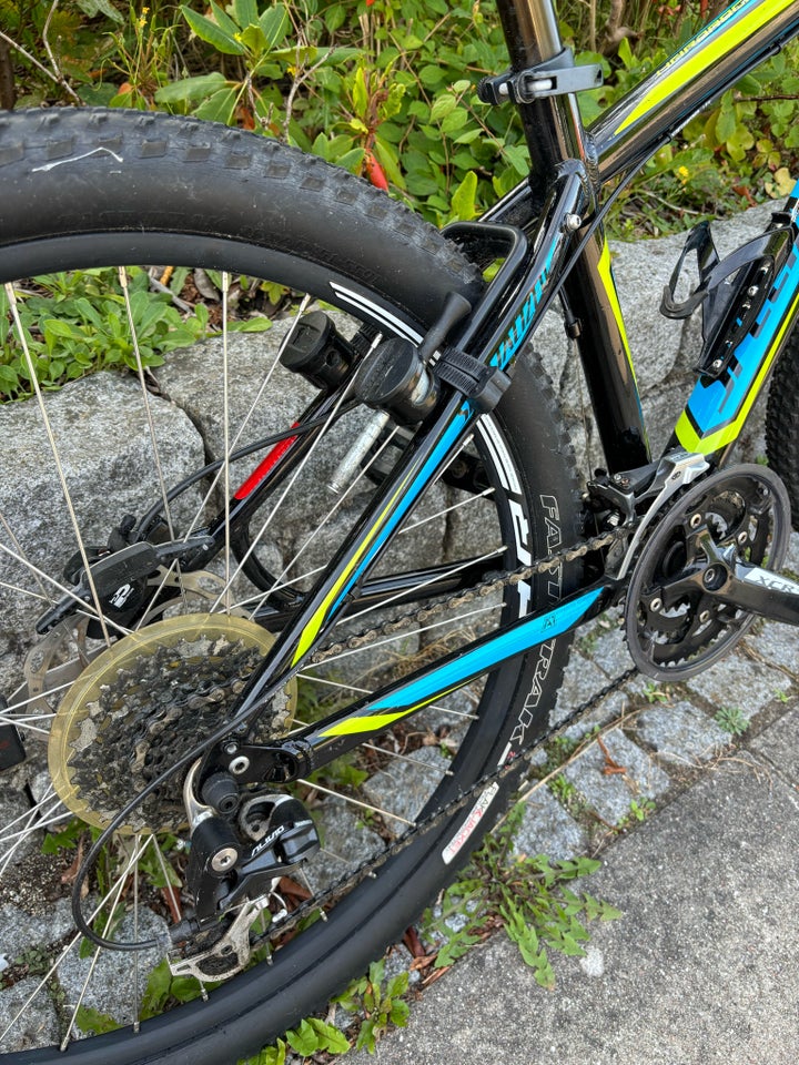 Specialized Hardrock sport