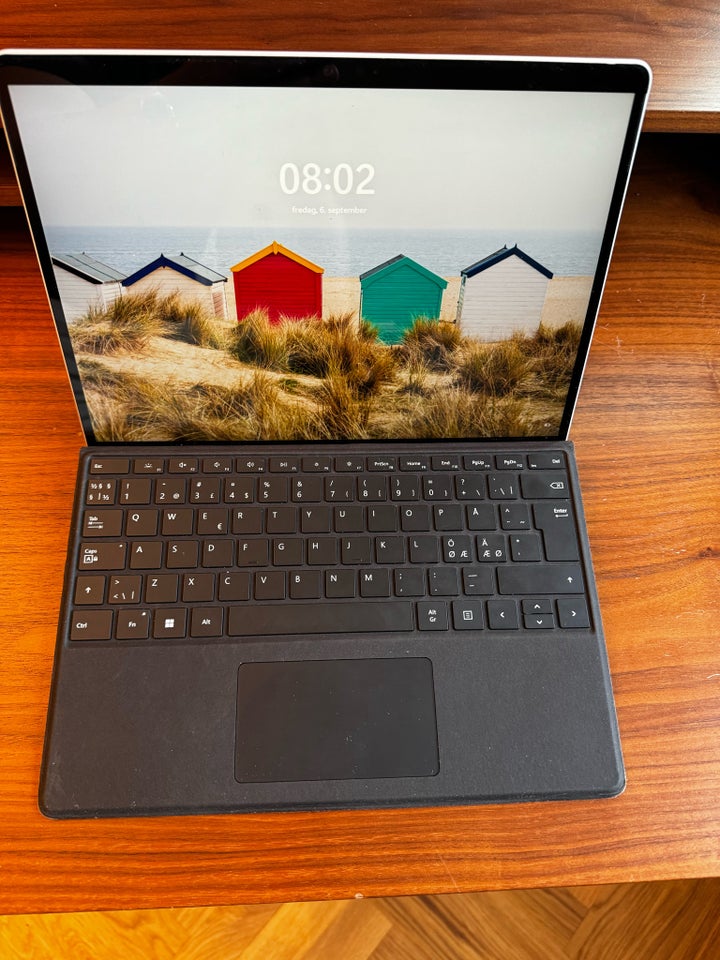 Microsoft Surface Pro 8 26 GHz 16