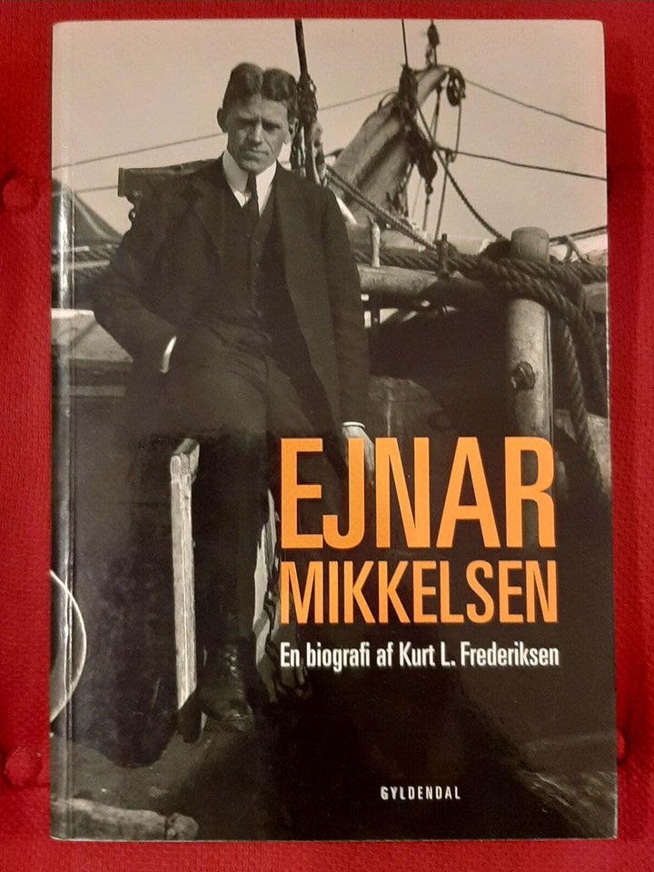 Ejnar Mikkelsen - En biografi, Kurt