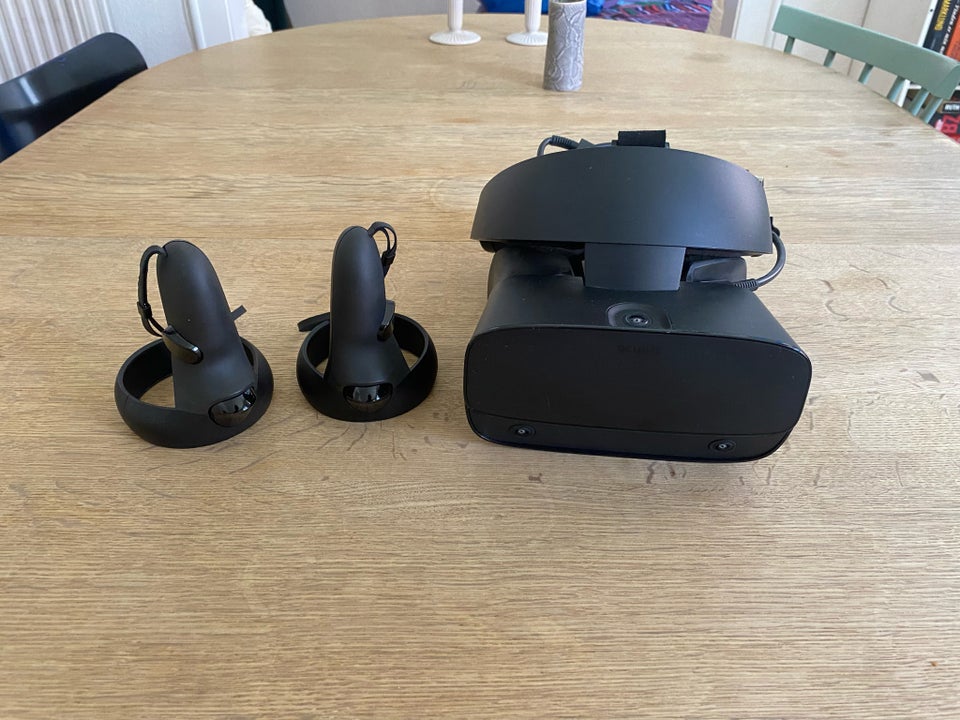 Andet, Oculus Rift S, God