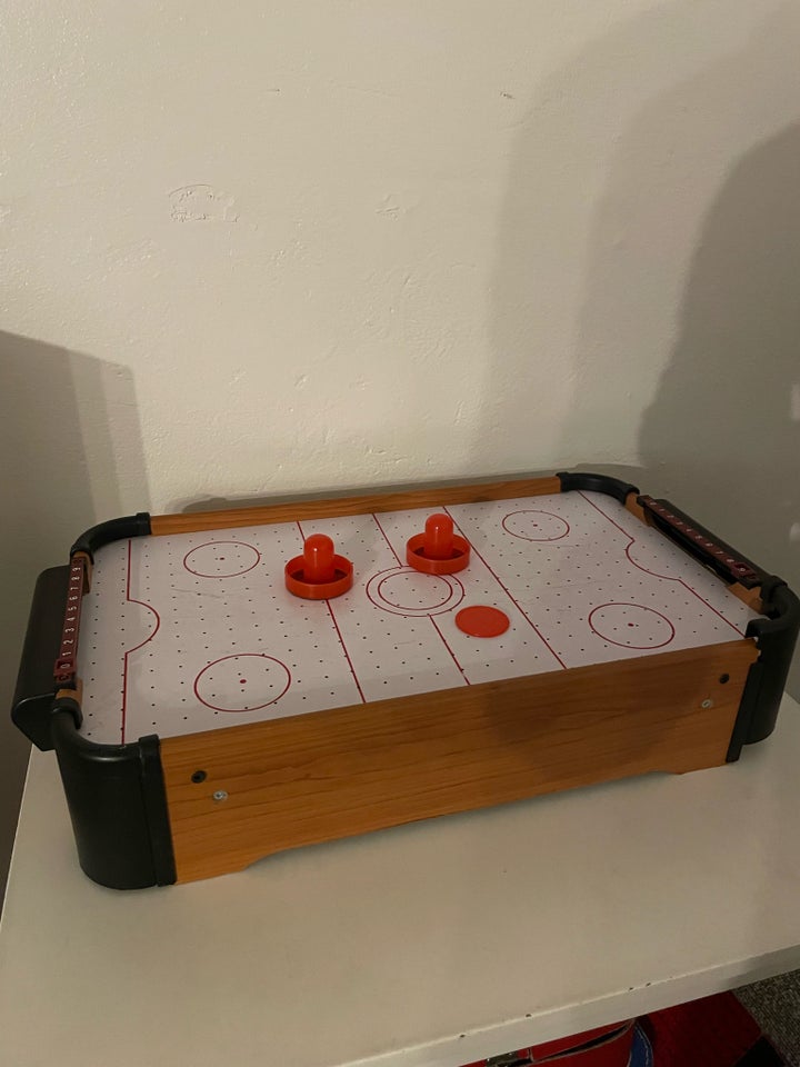 Airhockey, andet spil