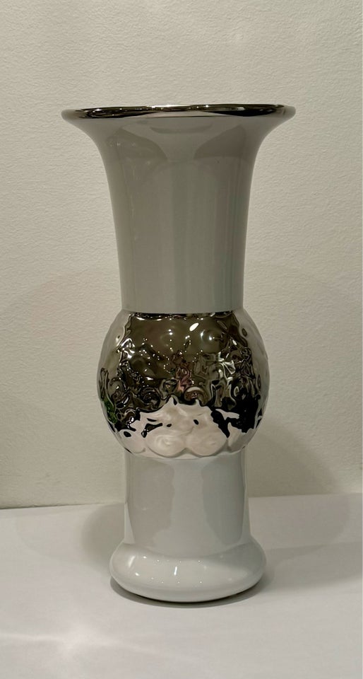 Vase, Vase