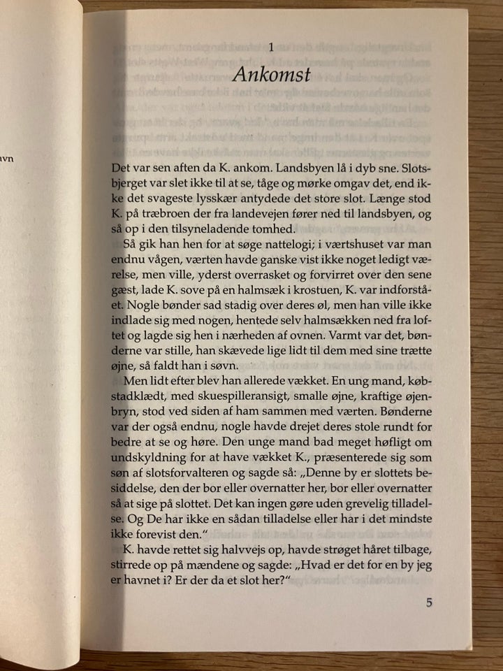 SLOTTET, Franz Kafka, genre: roman