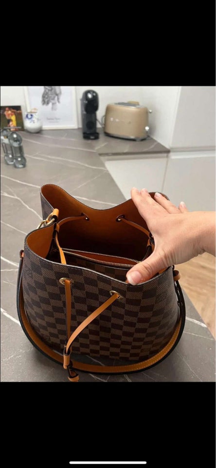 Skuldertaske Louis Vuitton