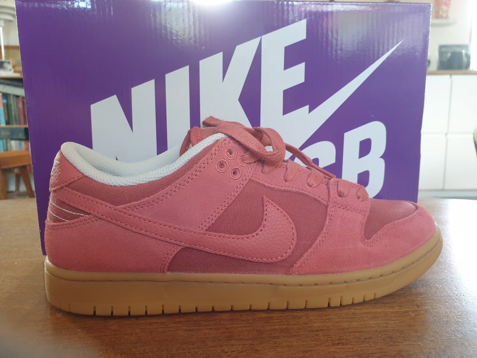 Sneakers Nike SB Donk Low Pro str