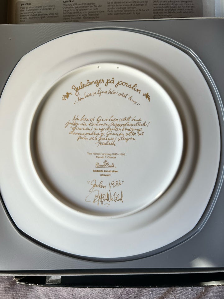 2 Bjørn wiinblad platter, Bjørn