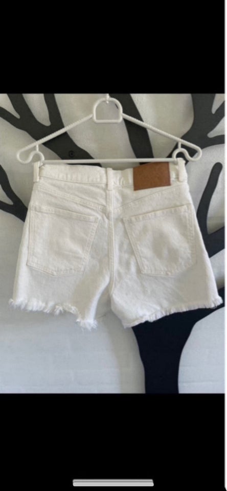 Shorts Zara str 36