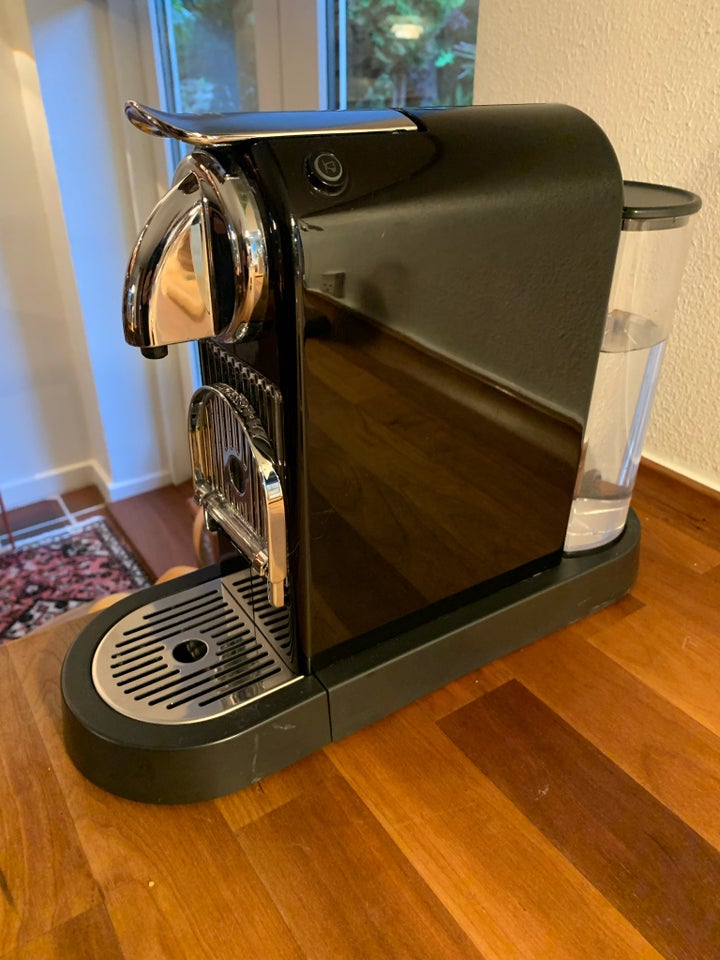 Nespresso kaffemaskine Model