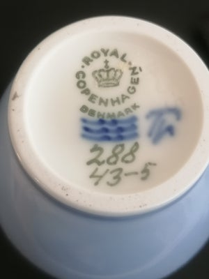 Royal copenhagen vase 28843-5