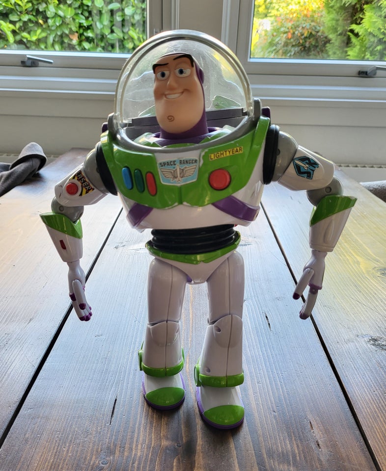 Toy Story Buzz Lightyear, Med lyd og