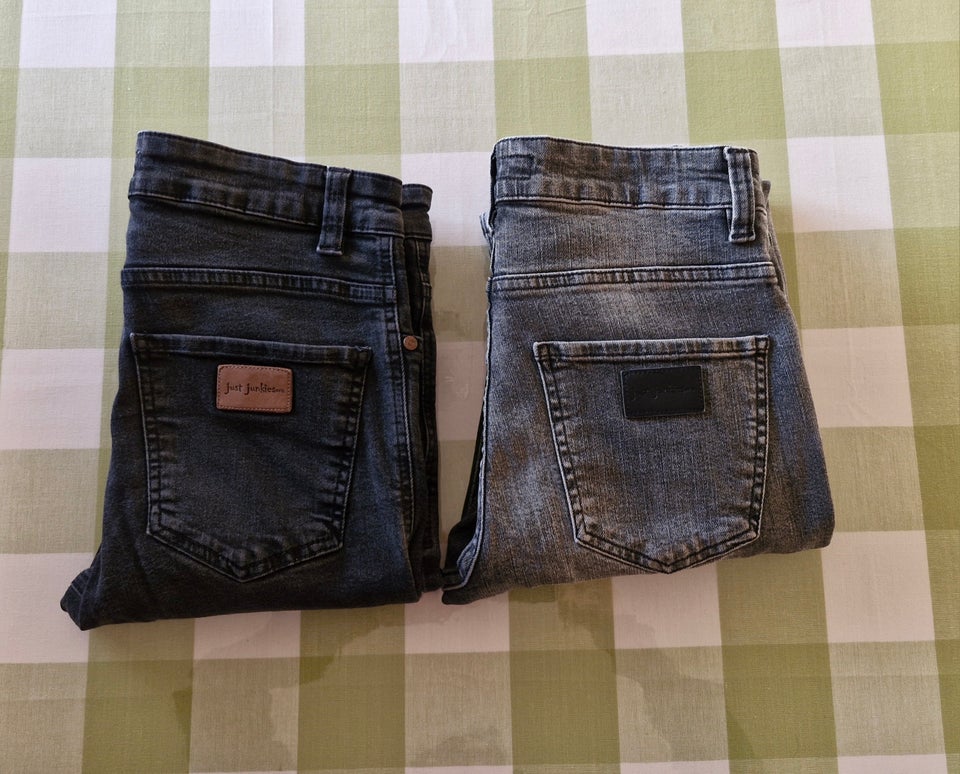 Jeans, Just junkies, str. 32